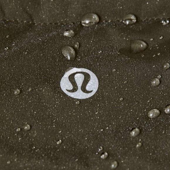 Lululemon Down For It All Jacket - Picture 11 of 12